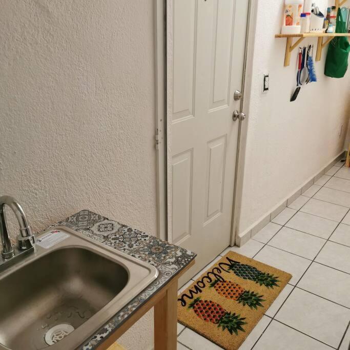 Lovely Studio Apartment With Balcony Ac & Wi-Fi, Minutes From Downtown! Zihuatanejo Eksteriør bilde