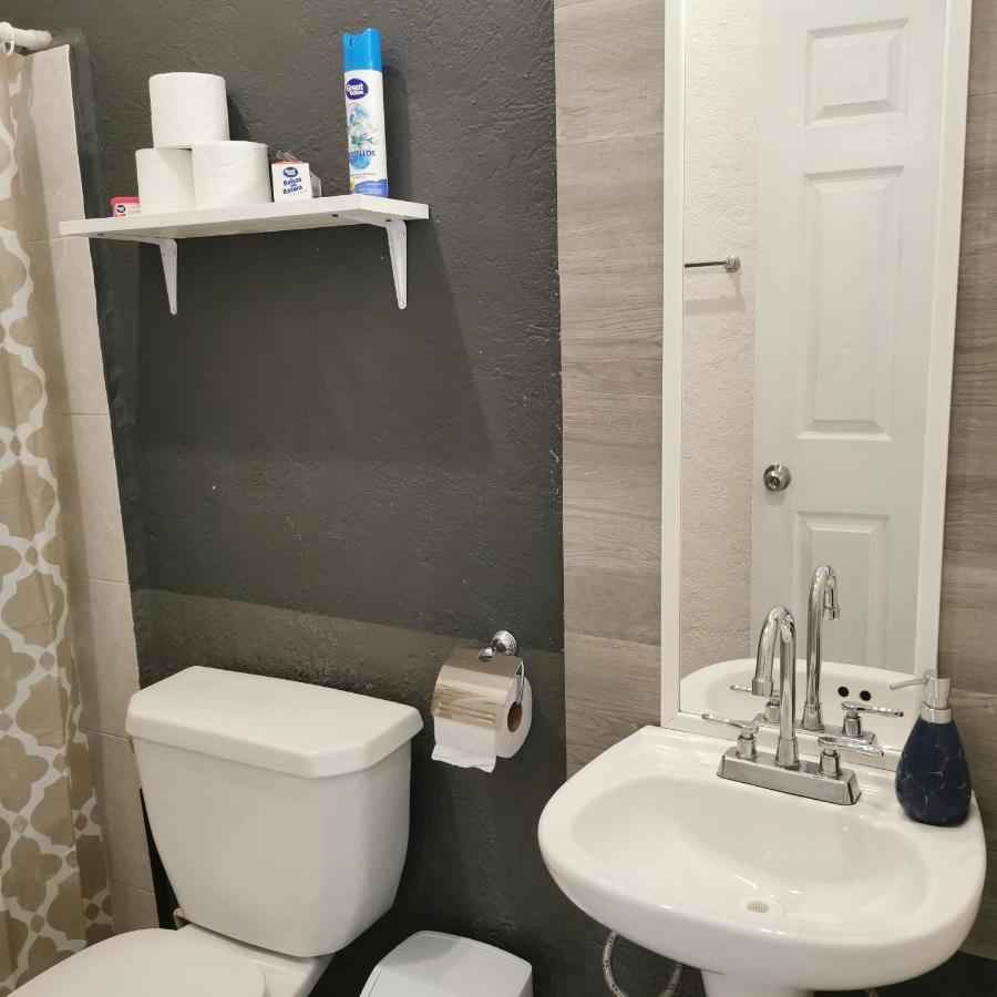 Lovely Studio Apartment With Balcony Ac & Wi-Fi, Minutes From Downtown! Zihuatanejo Eksteriør bilde